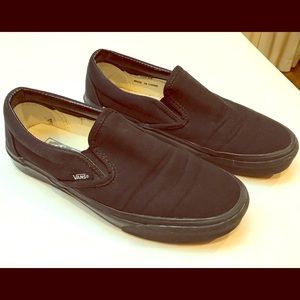 Black Slip-on Vans